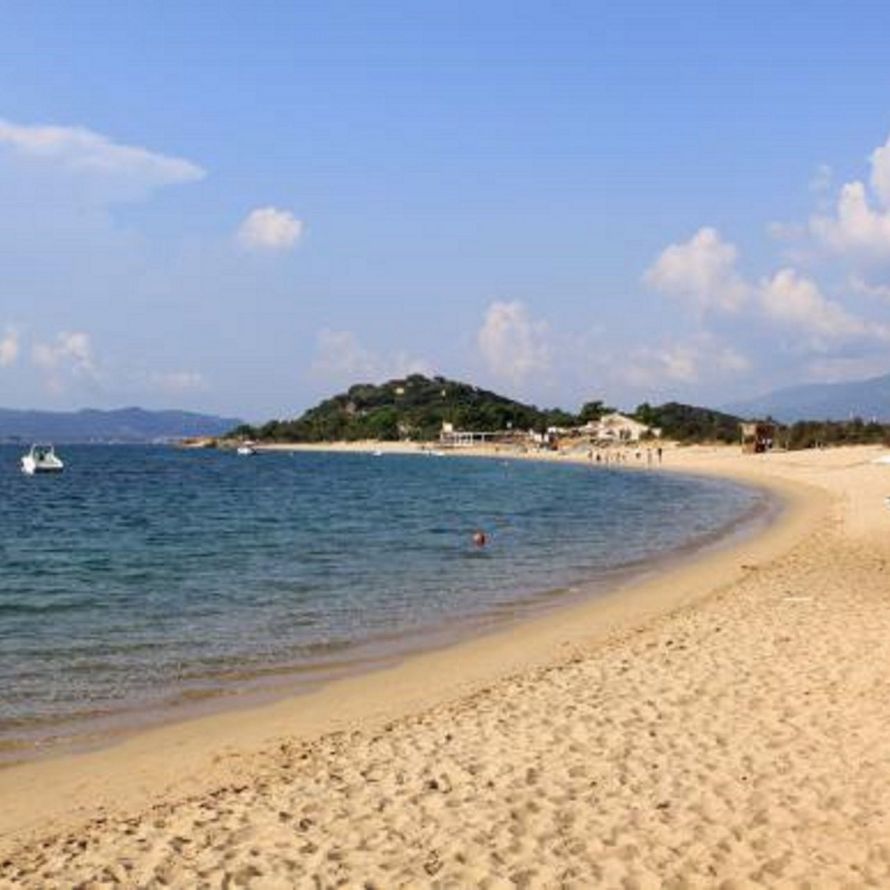 plage de CALA ROSSA