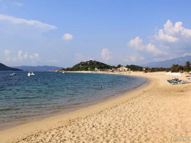plage de CALA ROSSA