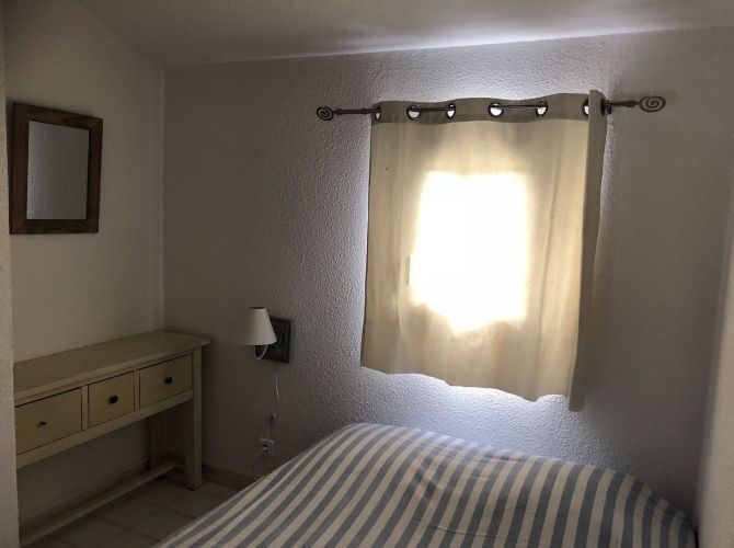 chambre N°2: petite chambre double au 1er étage